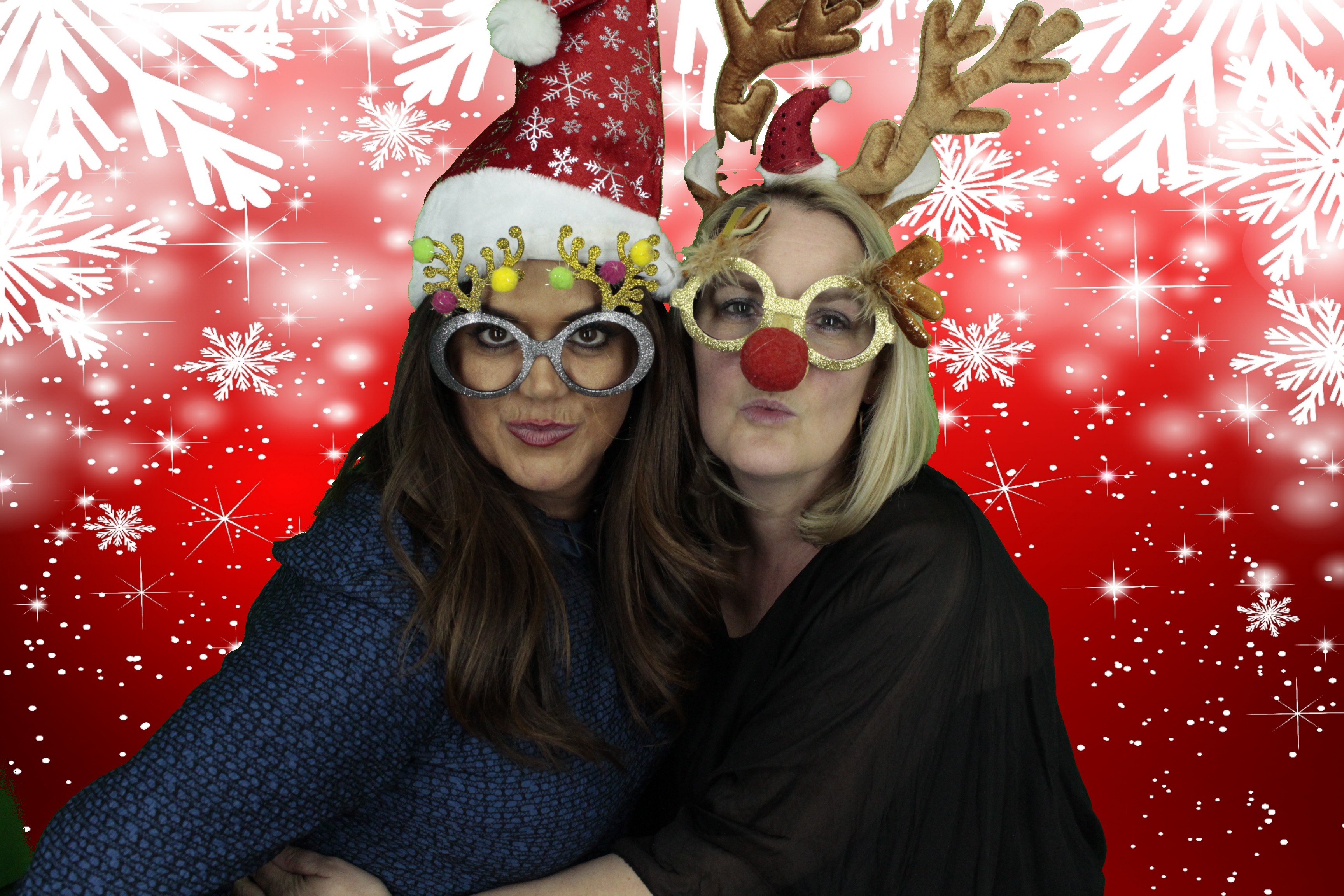 Silvermere Christmas Party | View more photos from the event at gallery.myphotoboothexperience.co.uk/u/MyPhotoBoothExperienceLtd/Silvermere-Christmas-Party-3